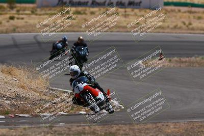media/Apr-19-2025-AHRMA (Sat) [[3d98ca3309]]/Race/Group 3/turn 4/